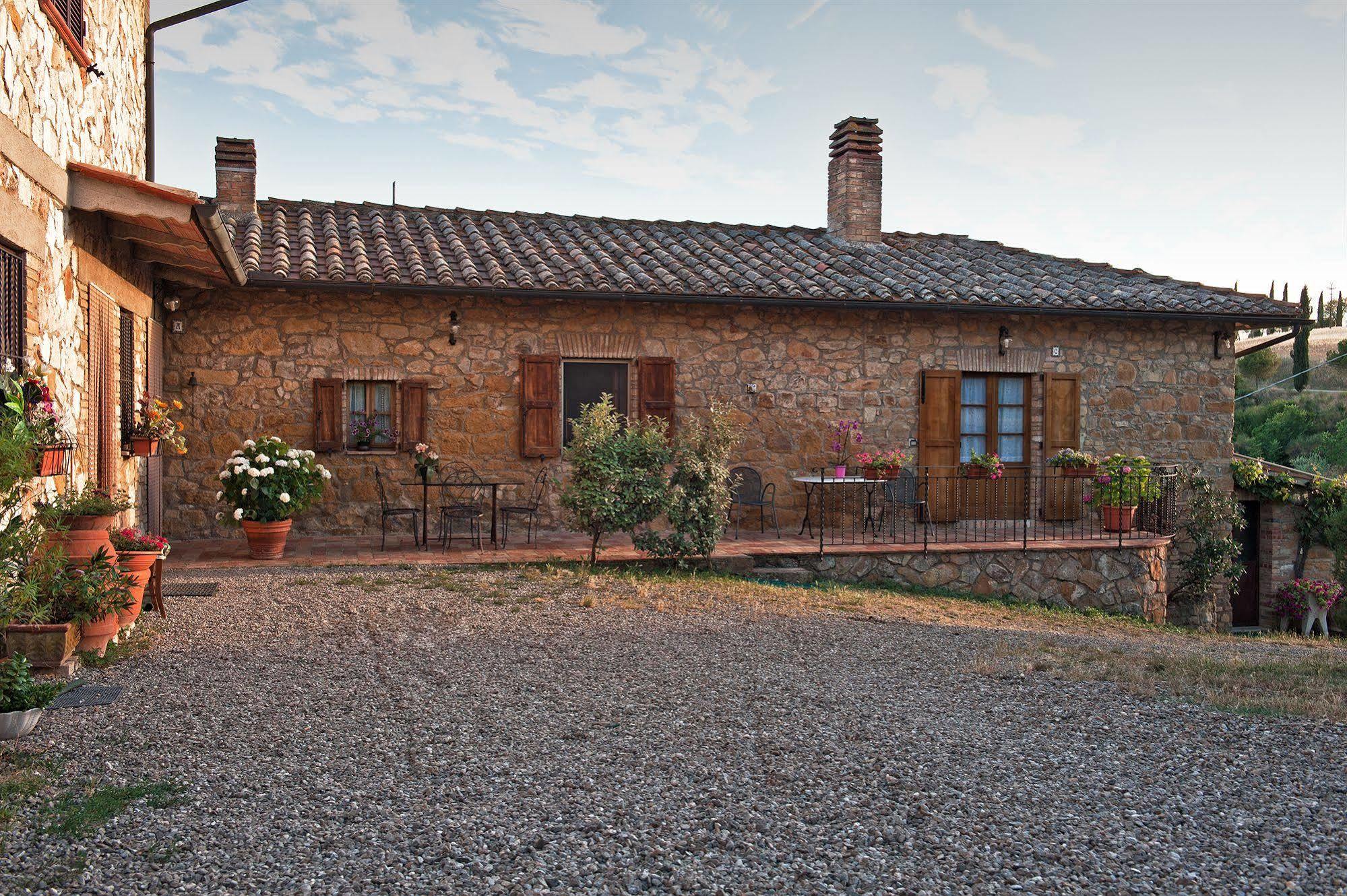 Agriturismo La Buca Di Bellugi サン・クイーリコ・ドルチャ エクステリア 写真