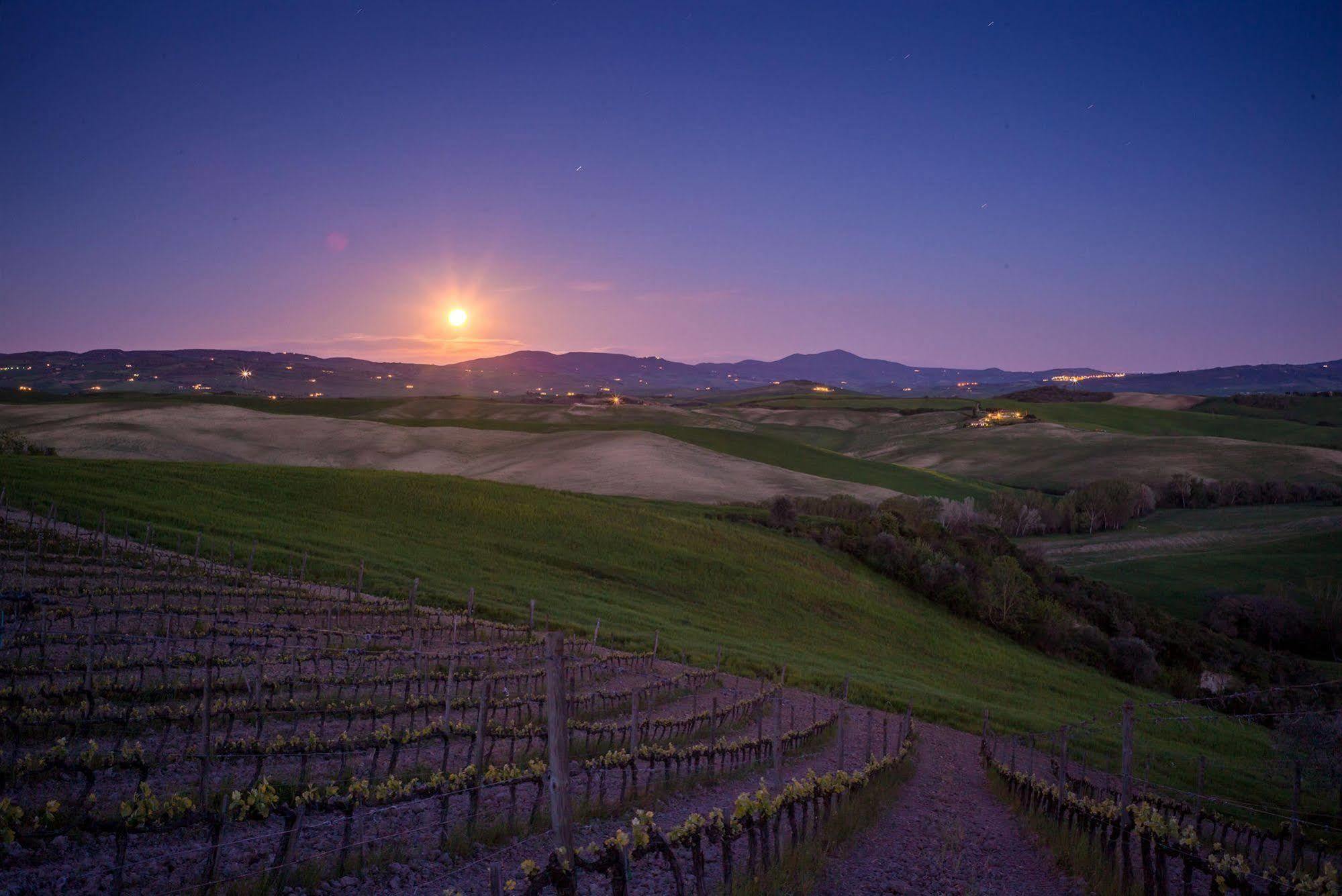 Agriturismo La Buca Di Bellugi サン・クイーリコ・ドルチャ エクステリア 写真